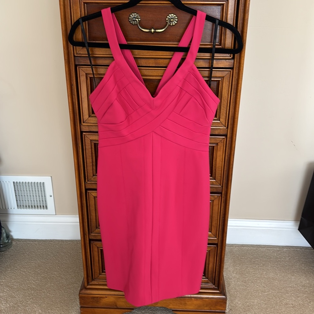 Laundry by Shellie Segal pink scuba fabric dress.